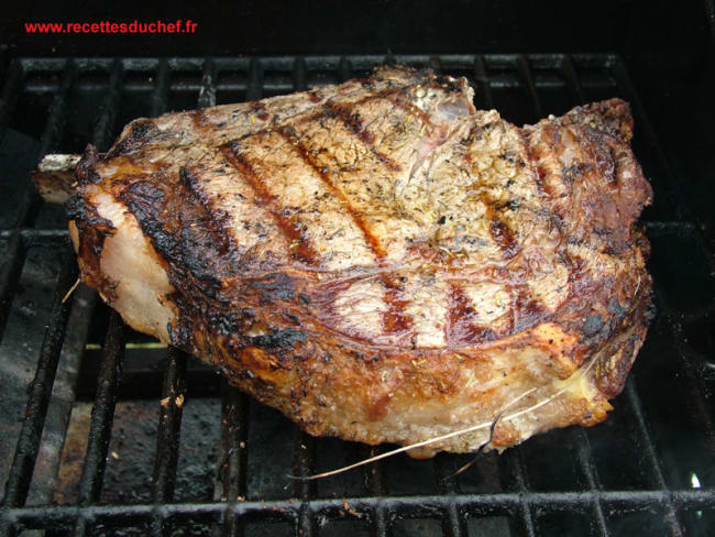 Comment réussir sa côte de boeuf au barbecue ?