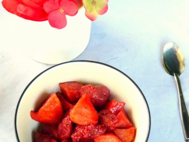 Compote de pommes et fraises à la vanille tout en douceur et avec peu de sucre