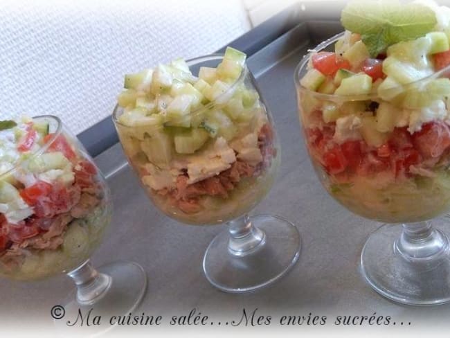 Verrine tartare de tomate, concombre, féta, thon