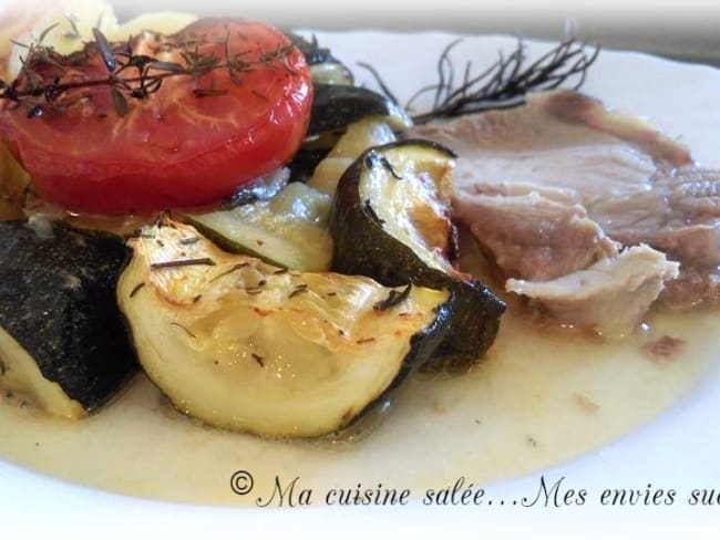 Rôti de porc et ses courgettes pommes de terre tomates