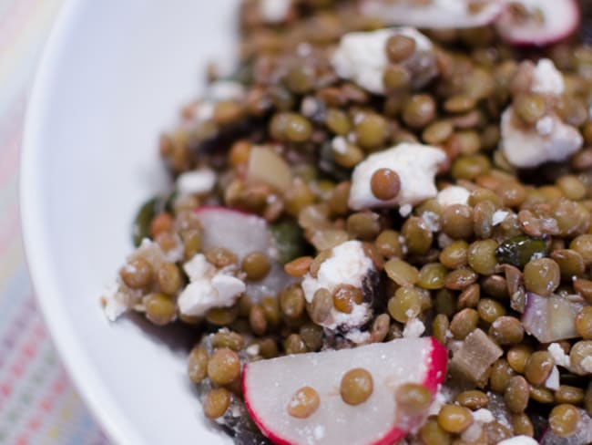 Salade de lentilles à l'aubergine, à la feta et au citron confit