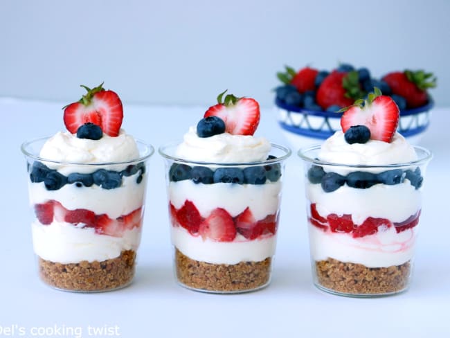 Cheesecakes aux fruits rouges en verrines