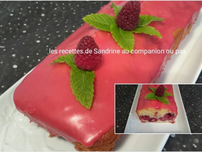 Cake hyper moelleux citron framboises et son glaçage aux framboises