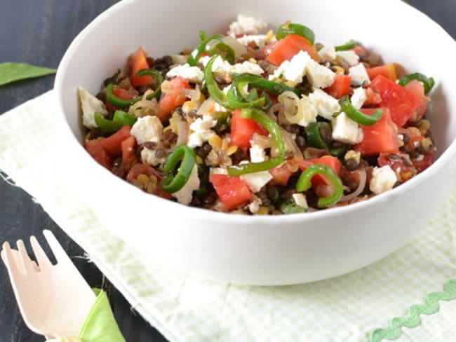 Salade aux deux lentilles (corail et Beluga) et feta