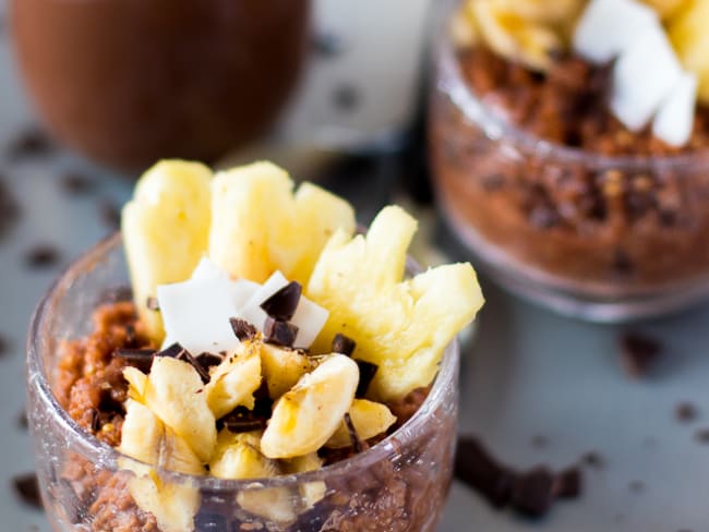 Millet au lait végétal, chocolat et fruits frais