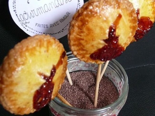 Pie Pops à la groseille, des pâtisseries sucettes