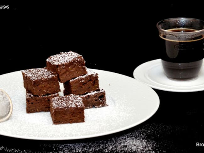 Brownie chocolat courgette sans matières grasses