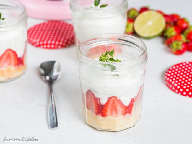 Fraisier en bocal pour un pique-nique chic