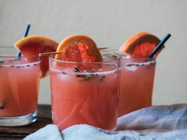 Gin fizz lavande et pamplemousse pour l'apéritif