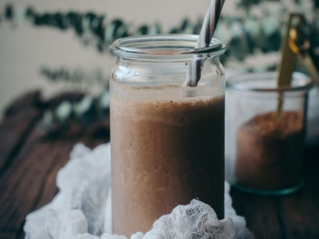 Smoothie protéiné banane et chanvre