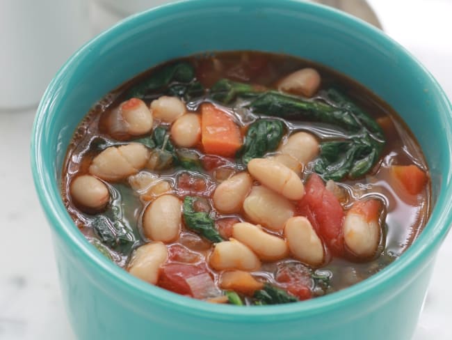 Soupe aux haricots blancs et épinards