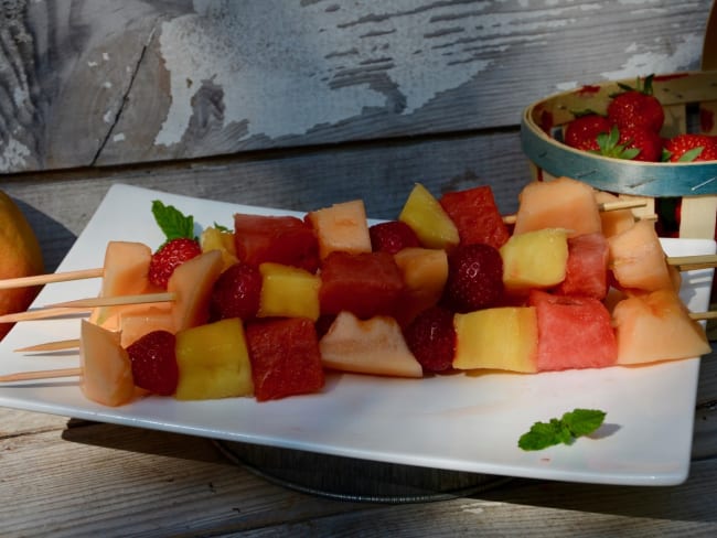 Brochettes de fruits