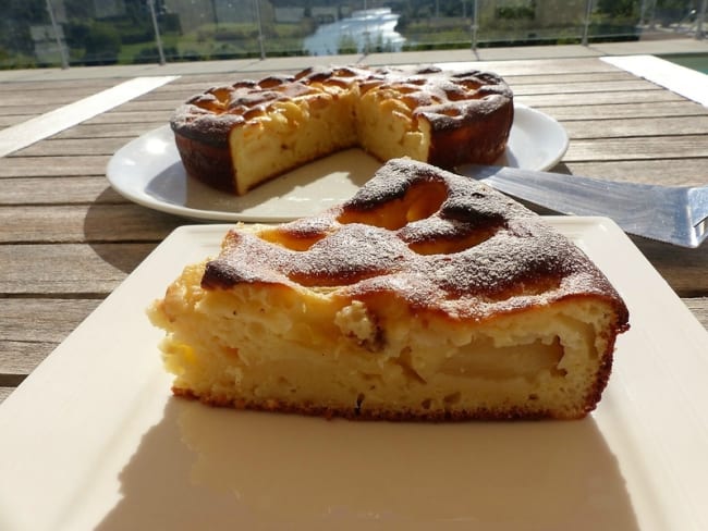 Gâteau aux pêches et au fromage blanc