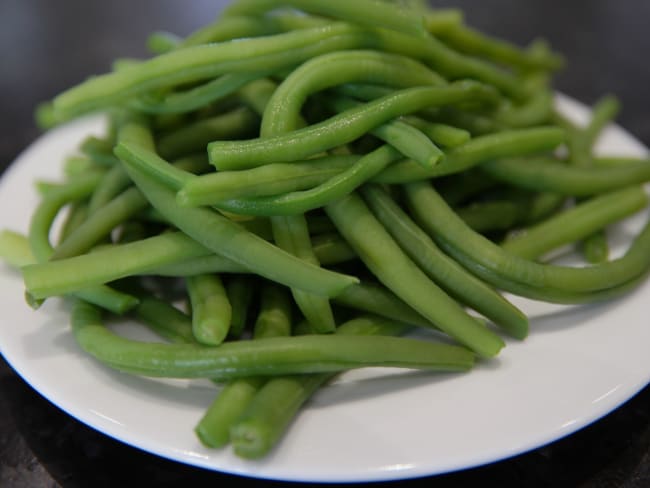 Comment éplucher facilement les haricots verts ?