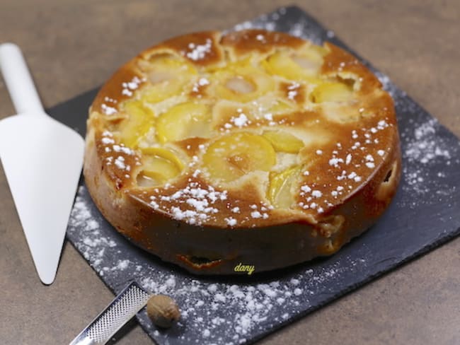 Gâteau aux prunes et aux épices