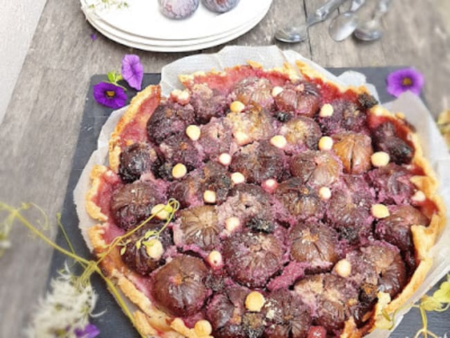 Tarte aux figues noires de Provence et à la noisette