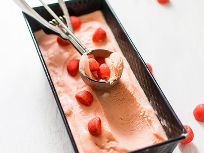 Crème glacée fraise tagada