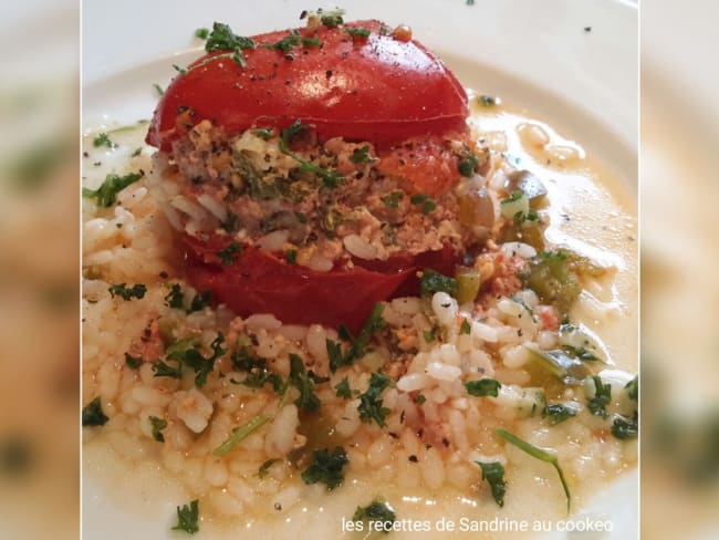 Tomate farcie et son riz en accompagnement au cookeo