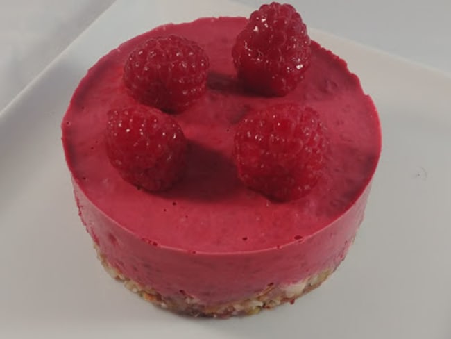 Tartelettes crues à la framboise et crème de coco