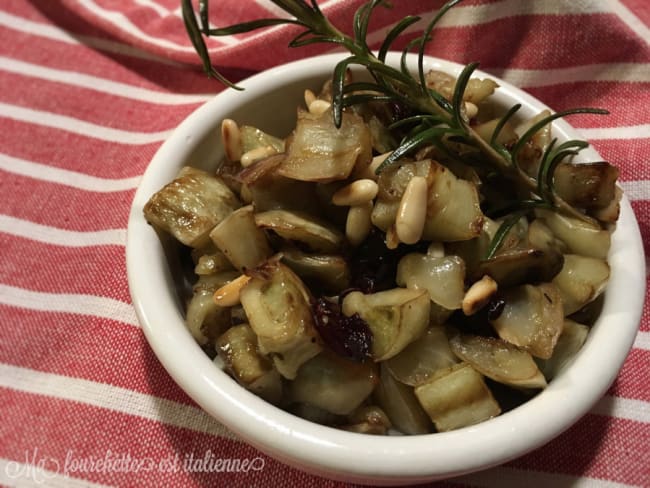 Aubergines aux pignons de pin, romarin et cranberries