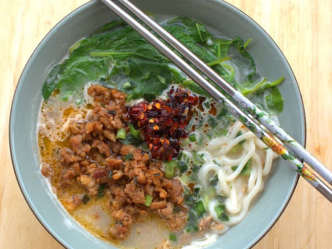 Tantanmen au bouillon de poulet maison