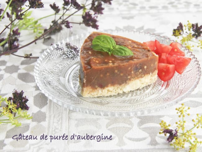 Gâteau de purée d'aubergine et tomate