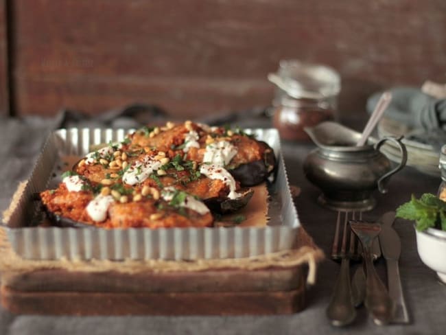 Aubergines Grillées Farcies au Quinoa Épicé