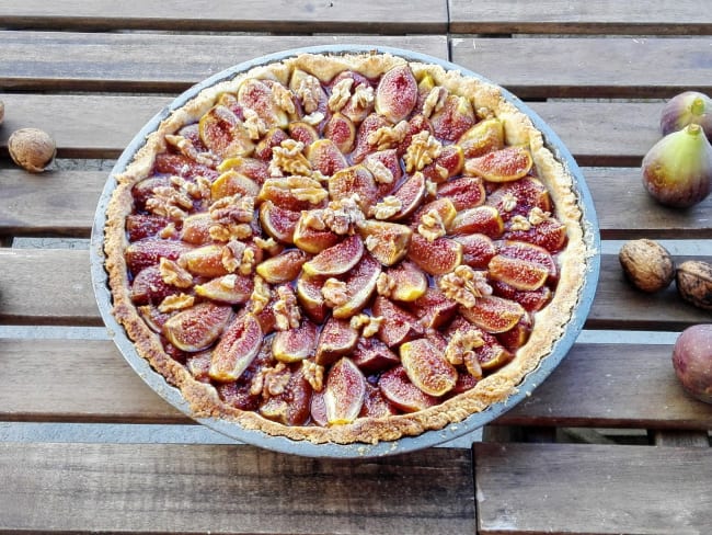 Tarte d'automne aux figues et noix fraîches