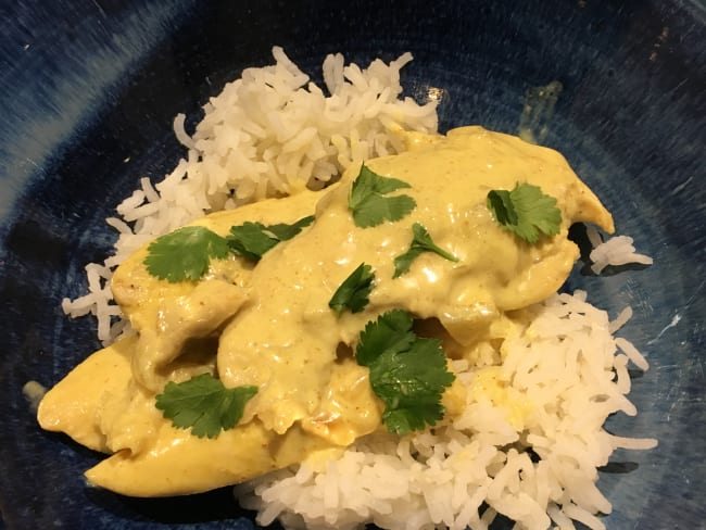 Curry de poulet au lait de coco