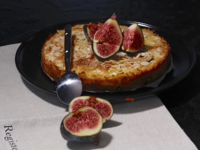 Gâteau aux figues amandes et chocolat