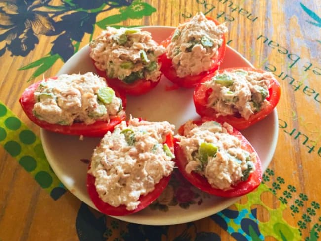 Tomates farcies au thon