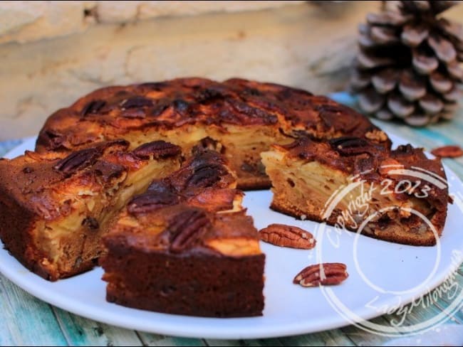 Gâteau aux pommes, miel et noix de pécan – avec ou sans lactose