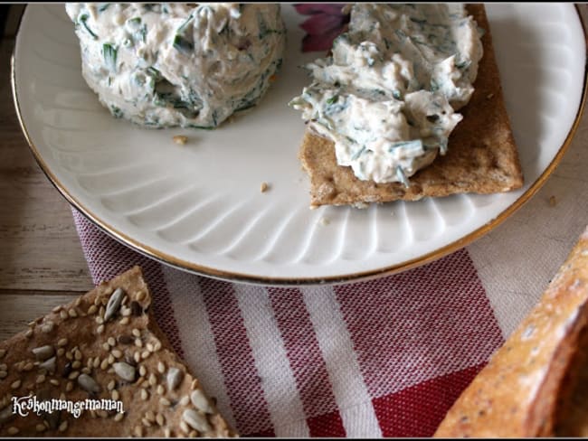 "Fromage" de soja ail et fines herbes