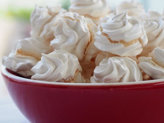 Meringue suisse : mes 9 astuces pour des meringues parfaites !