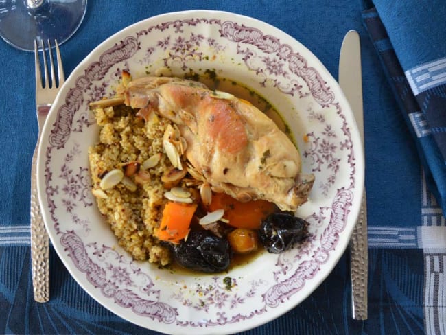 Tajine de lapin aux pruneaux et aux épices