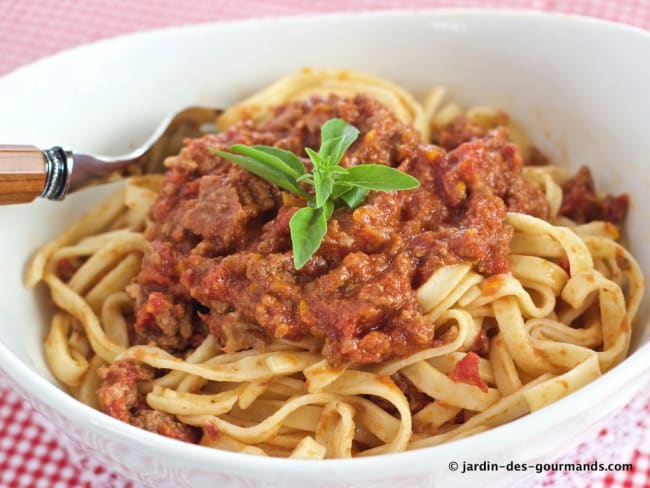 Incontournables pâtes à la sauce bolognaise