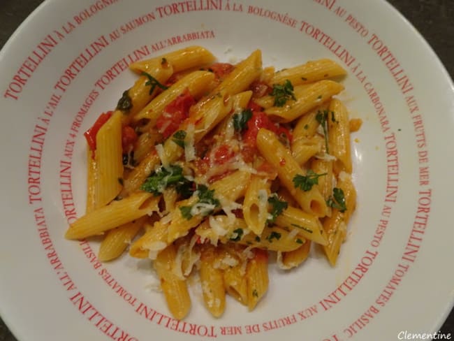 Penne avec 'nduja et tomates dattes