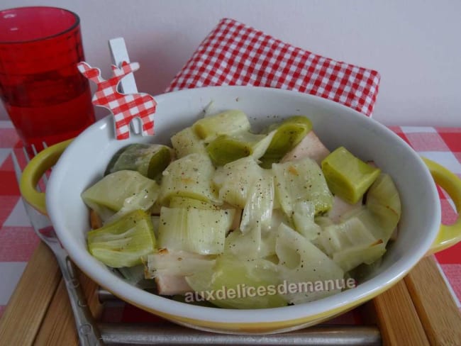 Cassolette de poireaux et poulet à la cancoillotte