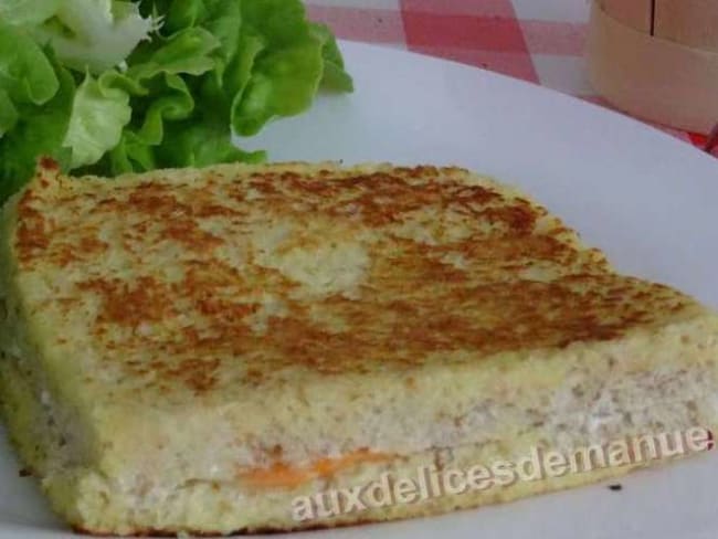 Croque-monsieur à la truite fumée et chèvre frais