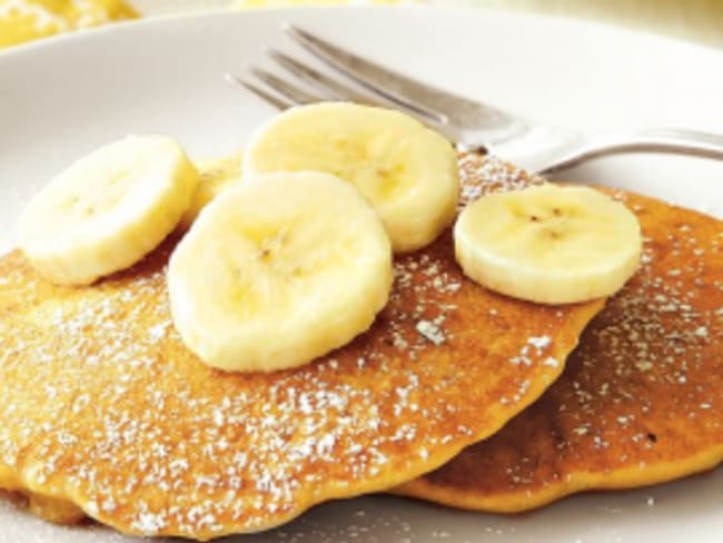 Pancakes faciles à préparer à la banane sans oeufs enrichi en protéines