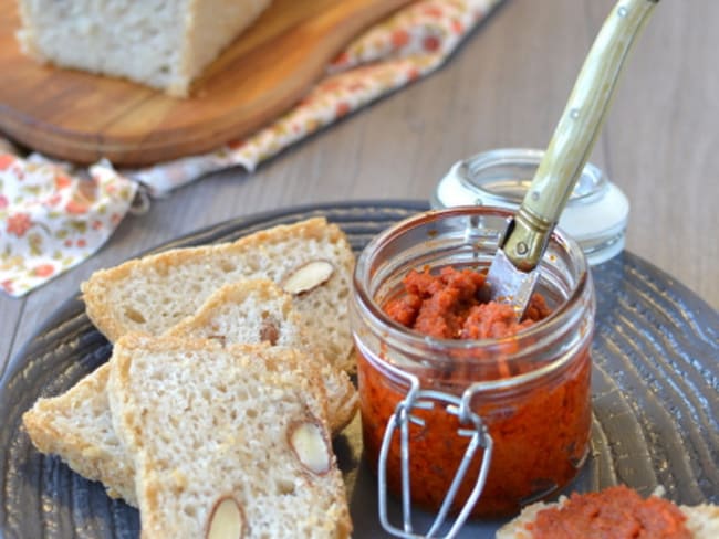 Pain sans gluten aux amandes, farine de riz et farine de teff