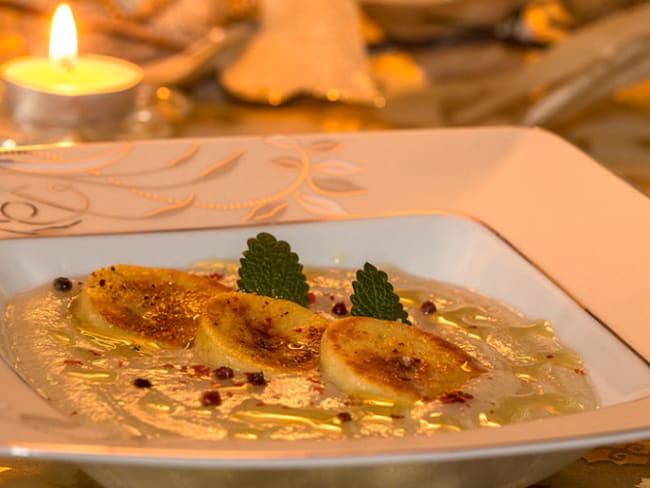 Velouté de topinambours et ses quenelles de brochet