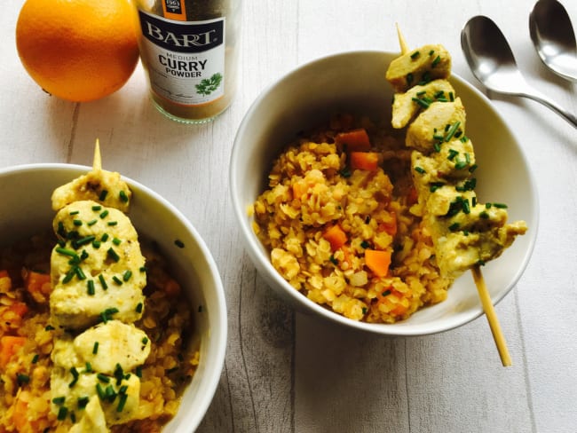 Brochettes indiennes et dahl de lentilles corail à l’orange