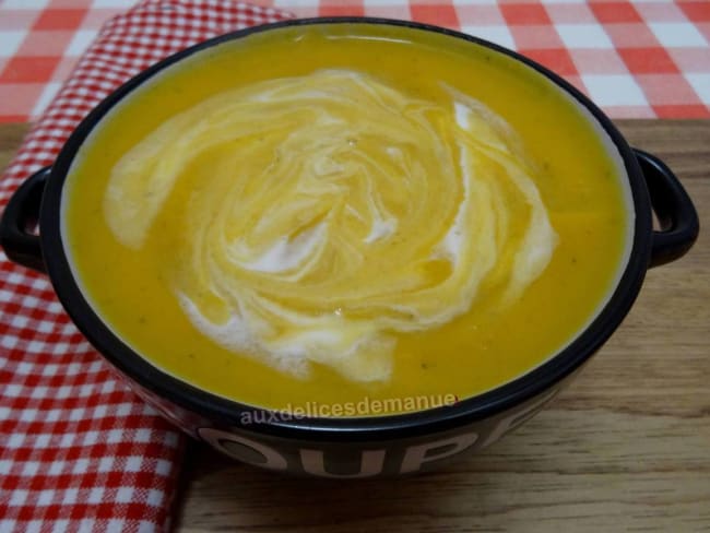 Crème de butternut (doubeurre), endives et navets boule d'or