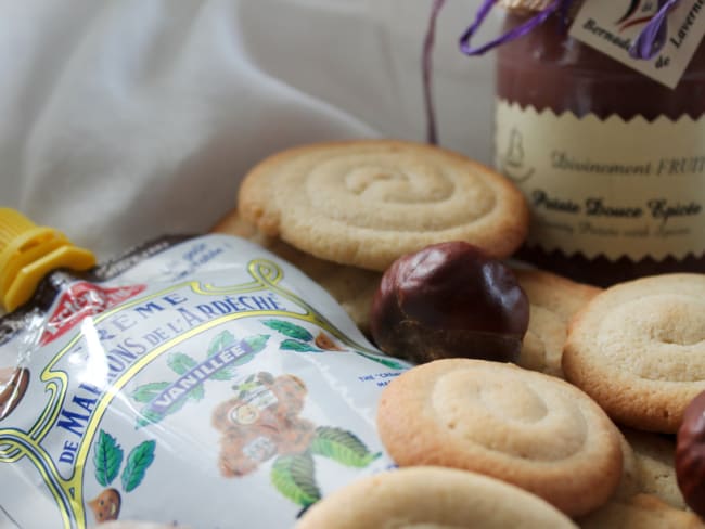 Biscuits spirales à la crème de marrons pour le goûter