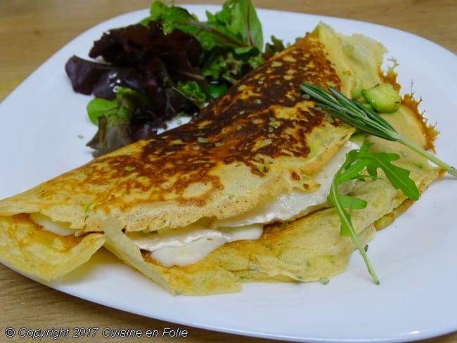 Crêpes au lait concentré et romarin, courgettes, chèvre et mozzarella