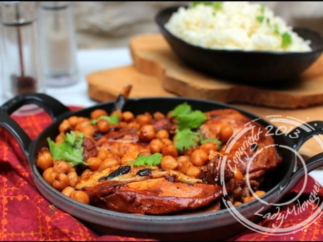 Poulet à la cocotte aux pois chiches et à la cannelle