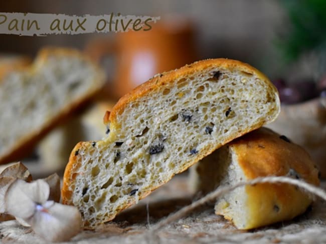 Pain aux olives