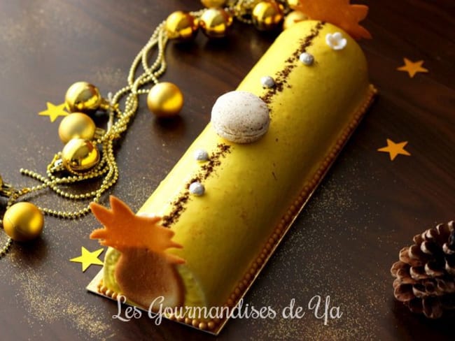 Bûche de noël ananas, rhum et vanille