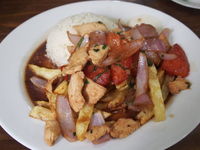 Pollo Saltado